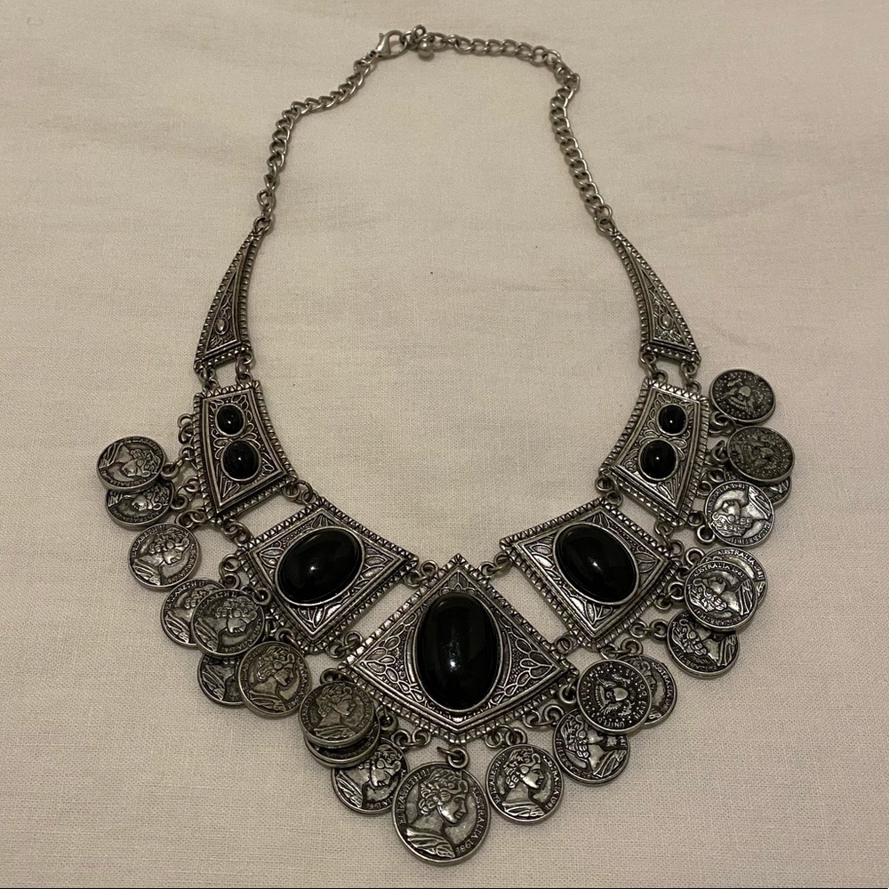 Gorgeous necklace!